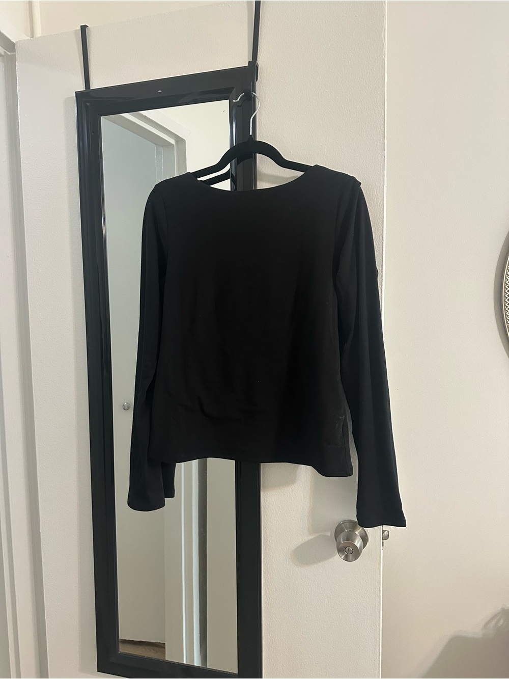 GAP Black Long-Sleeve Boatneck Top with low back size L